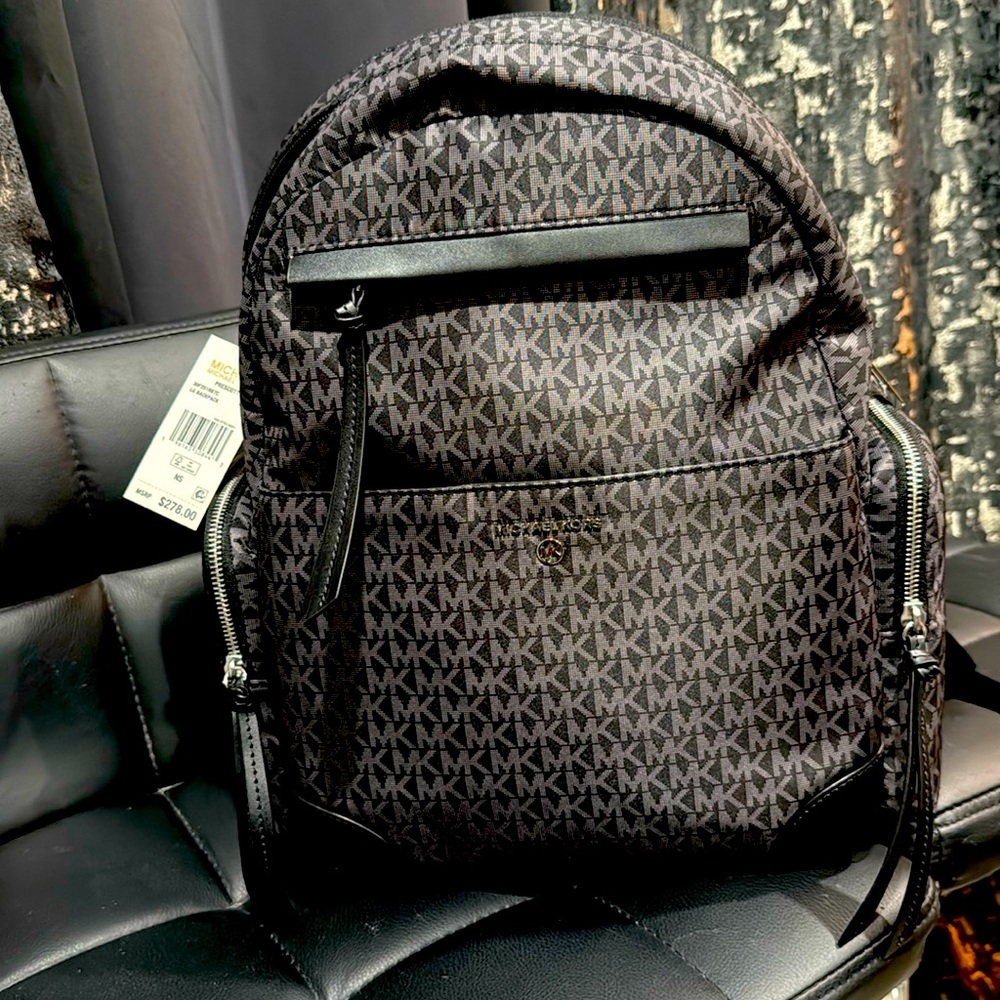 Black/Grey Michael Kors Prescott backpack New with tag